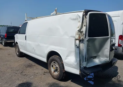 2012 Chevrolet Express 2500 Work Van z USA, uszkodzony, nr VIN 1GCWGFCA4C1201170